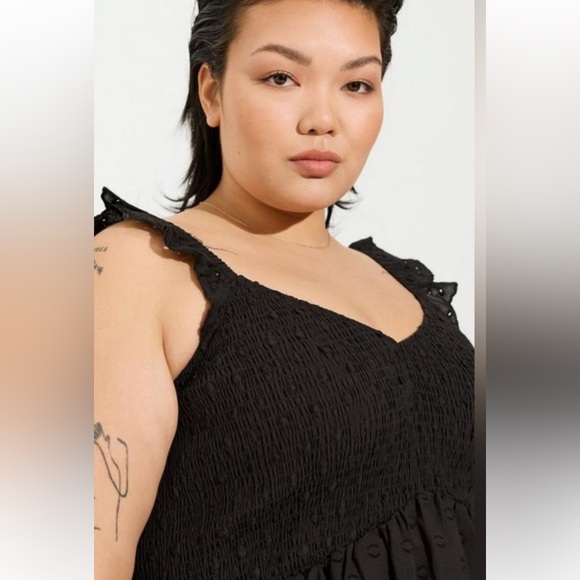 NWOT Torrid Babydoll Clip Cotton Top. - Picture 2 of 4